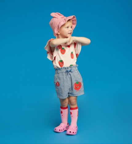 All over fraises baby ruffle sleeveless tee